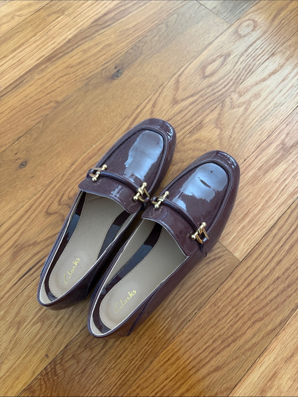 Clarks womens Dark Brown Patent Leather Bit Loafers